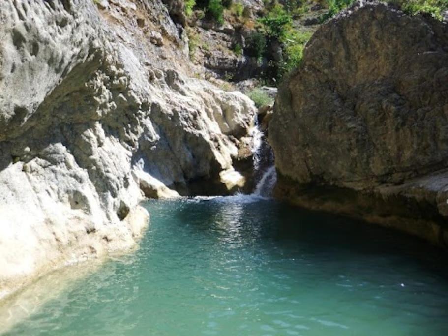 Вілла Gite Le Chaudron 1 A 7Pers Avec Piscine Montclar-sur-Gervanne Екстер'єр фото